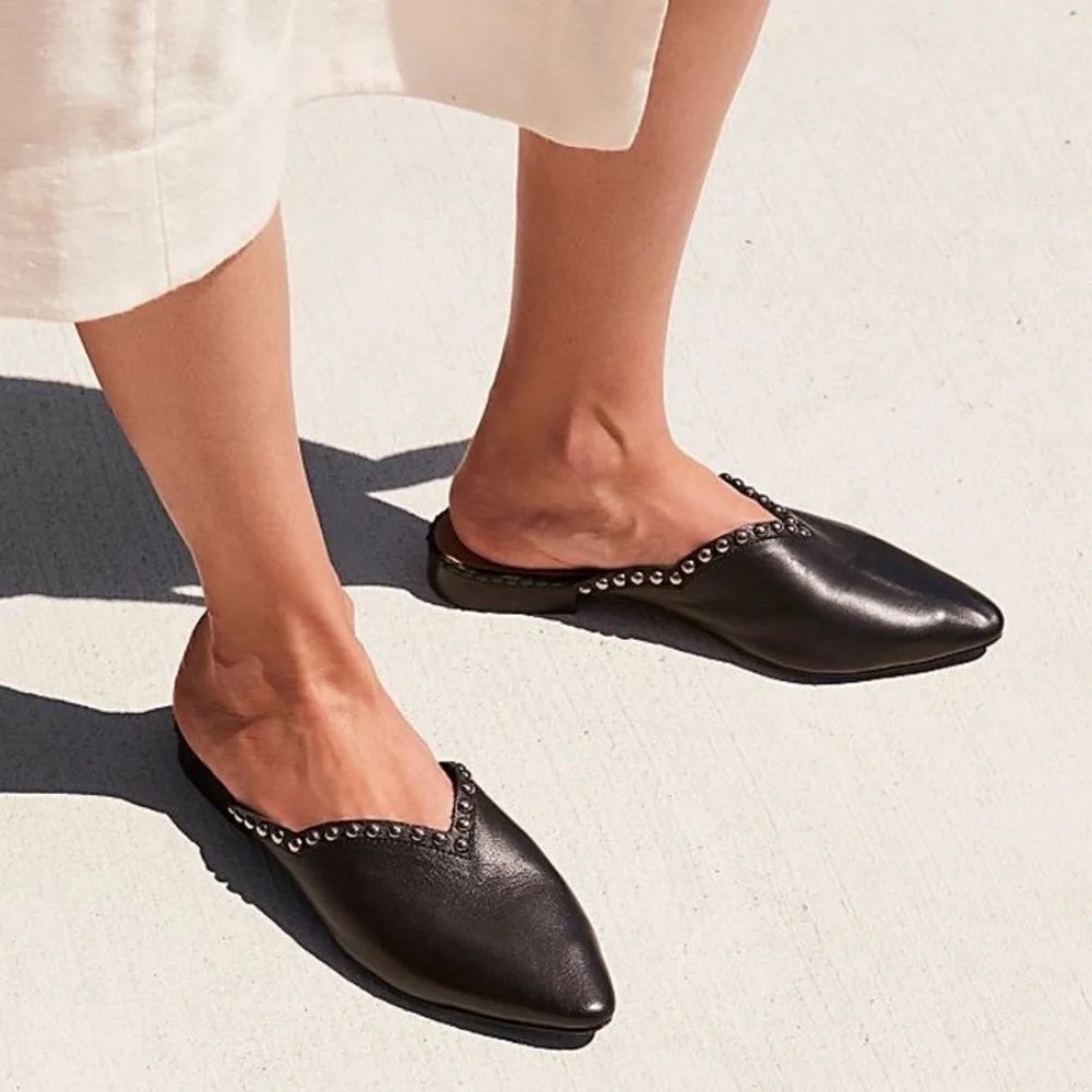 Free People • Newport Studded Flats mules slip on slides black leather point toe